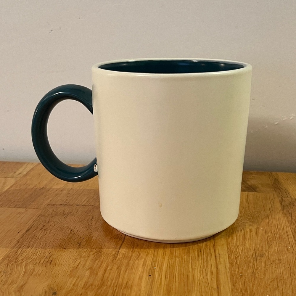 Snoopy Mug - Picture 2 of 5
